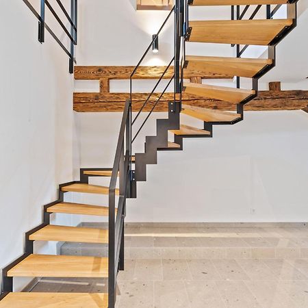 Elegant Clausen Apartment With King Bed & Wifi Luxembourg By Eksteriør billede