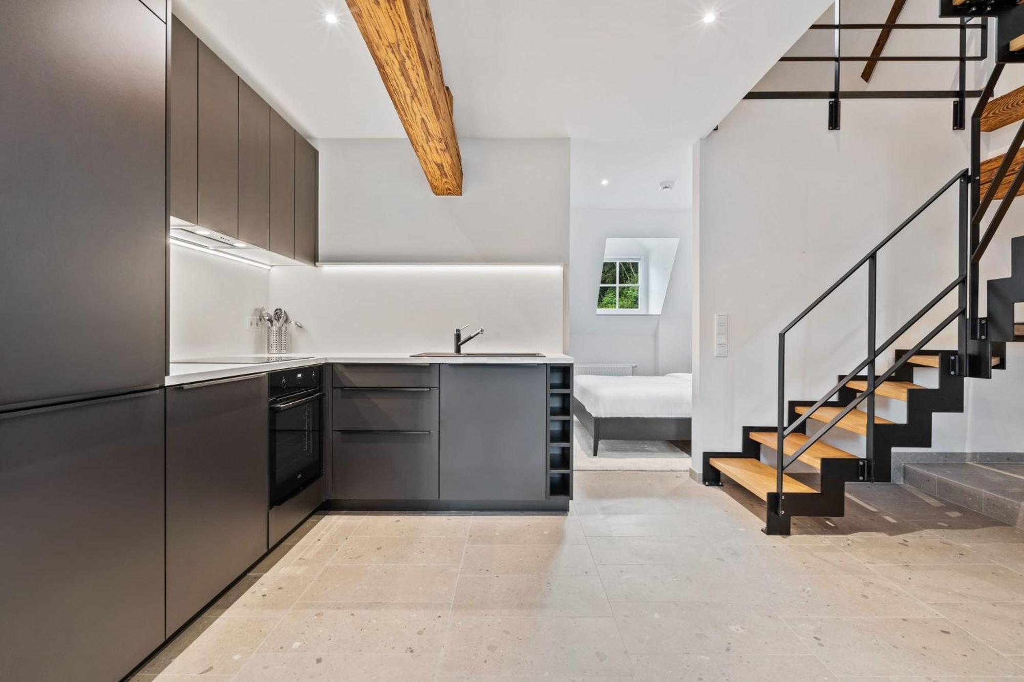 Elegant Clausen Apartment With King Bed & Wifi Luxembourg By Eksteriør billede