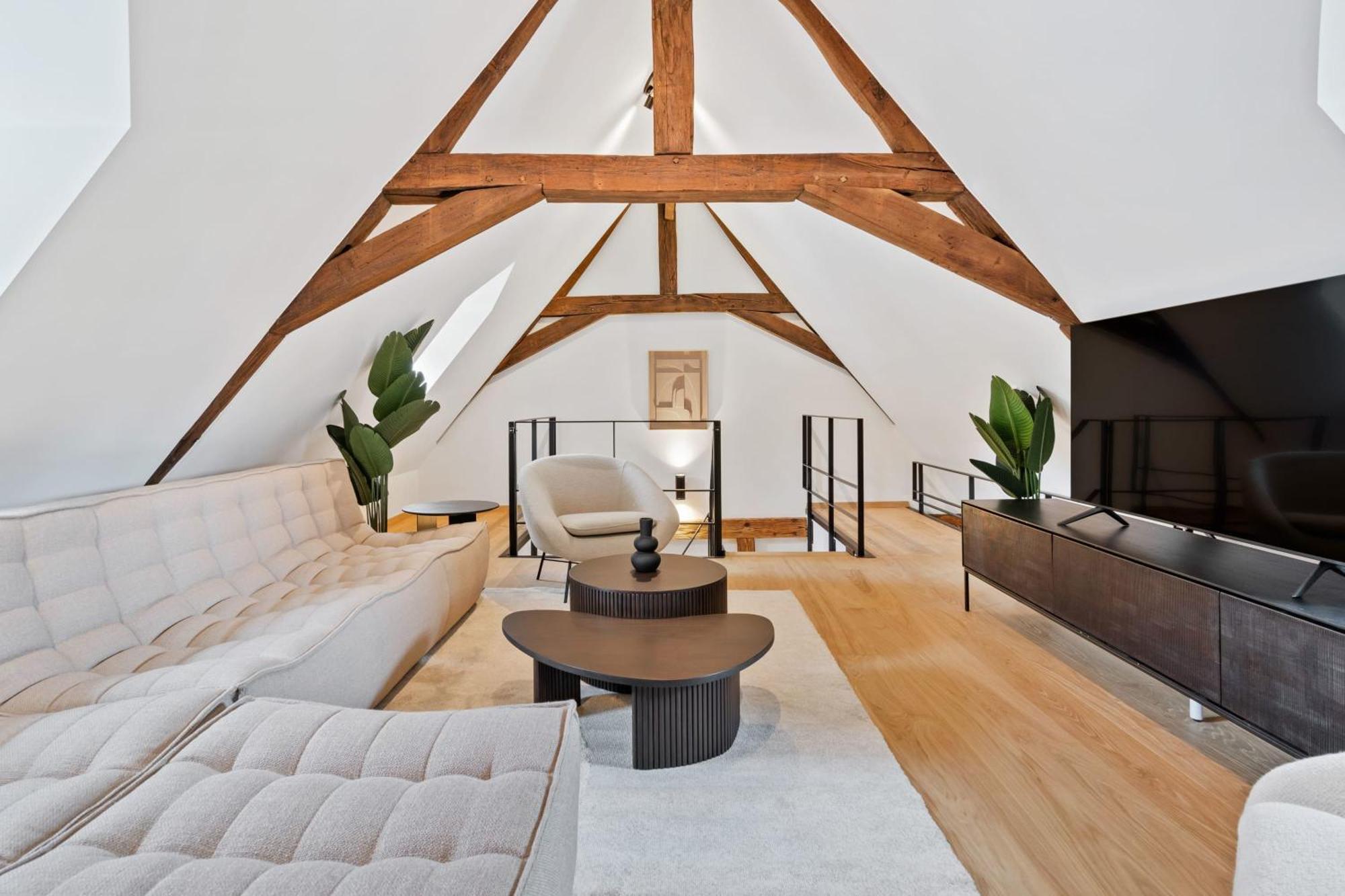 Elegant Clausen Apartment With King Bed & Wifi Luxembourg By Eksteriør billede