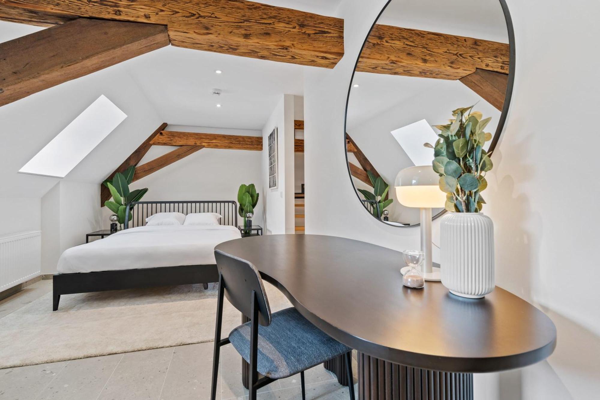 Elegant Clausen Apartment With King Bed & Wifi Luxembourg By Eksteriør billede